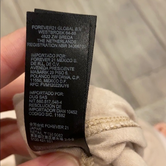 2008-2012? Forever 21 Crop-style t shirt, w cold shoulder & back strap-S - Picture 7 of 7